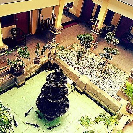 Hotel Sentral Pabean Buleleng Dış mekan fotoğraf