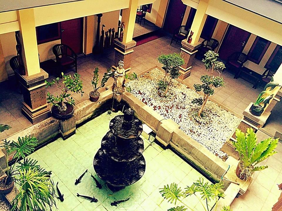 Hotel Sentral Pabean Buleleng Dış mekan fotoğraf