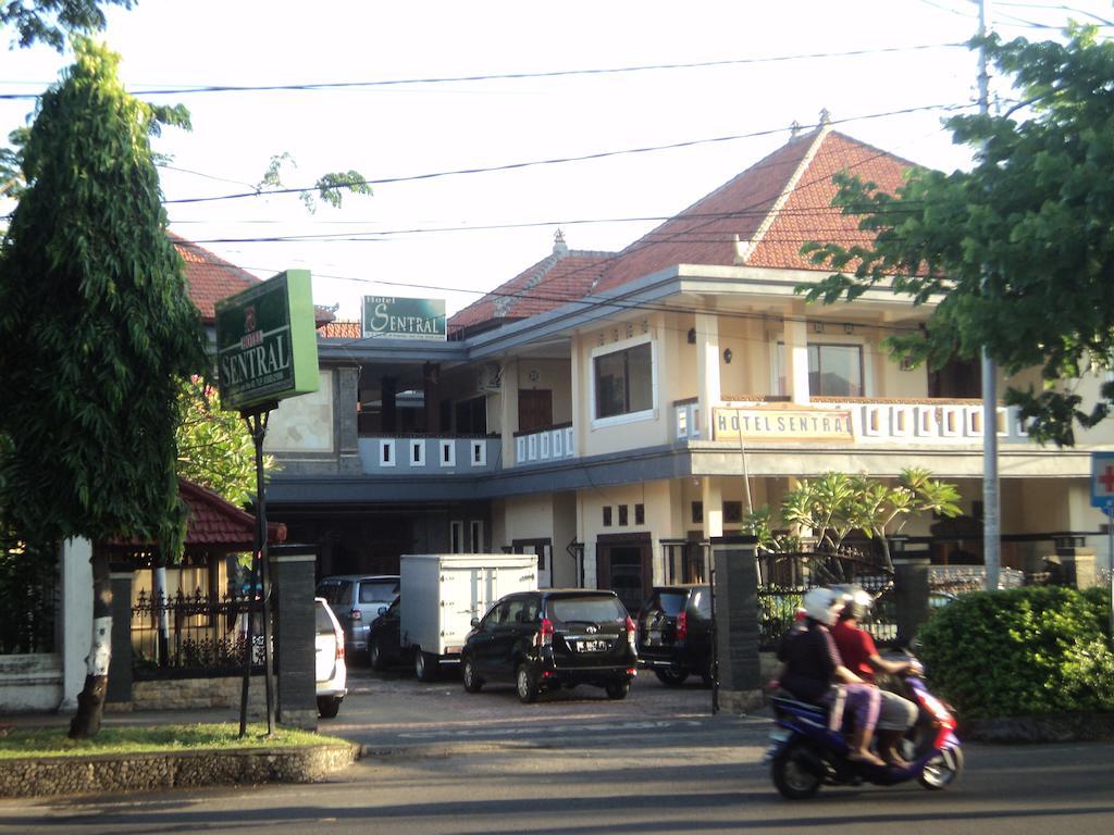 Hotel Sentral Pabean Buleleng Dış mekan fotoğraf